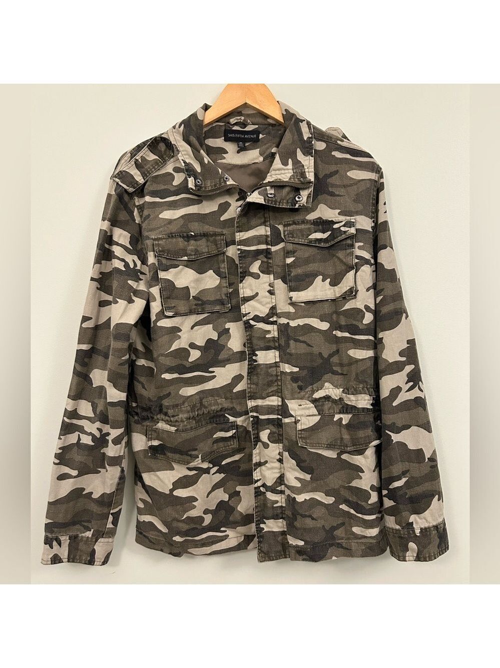 Saks Fifth Avenue Camo Zip Up Jacket Medium